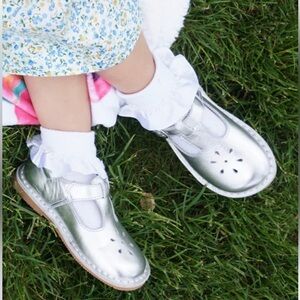 L'Amour Girls Classic 751 Silver Leather Mary Janes size 13
